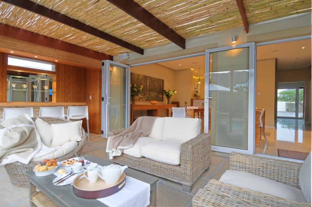 Bamboo Guest House هيرمانوس المظهر الخارجي الصورة